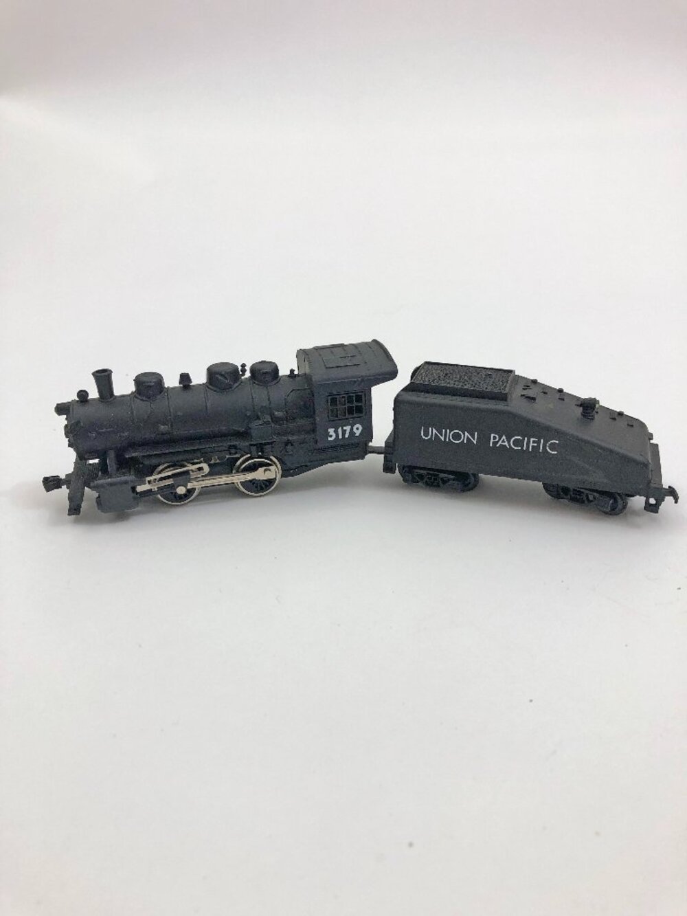 Vintage HO Scale Union Pacific #3179 Locomotive With Coal Tender Train Works